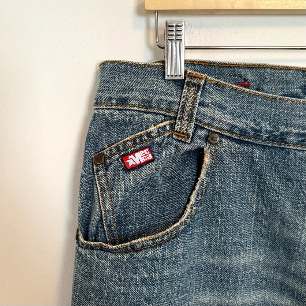 VTG Y2K Mecca Distressed Embroidered Baggy Denim Blue Jeans – 40 x 34